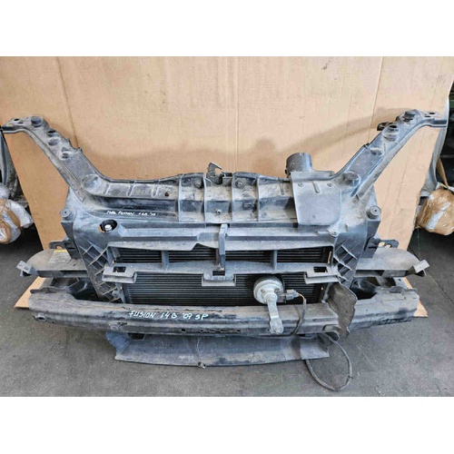Calandra con kit radiatori FORD Fusion 2° Serie del 2005 - 2009