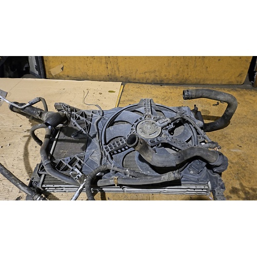 Kit Radiatori OPEL Corsa D 5P 2° Serie del 2011