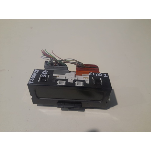 Autoradio RENAULT Clio Serie (01>05) del 2001 - 2005