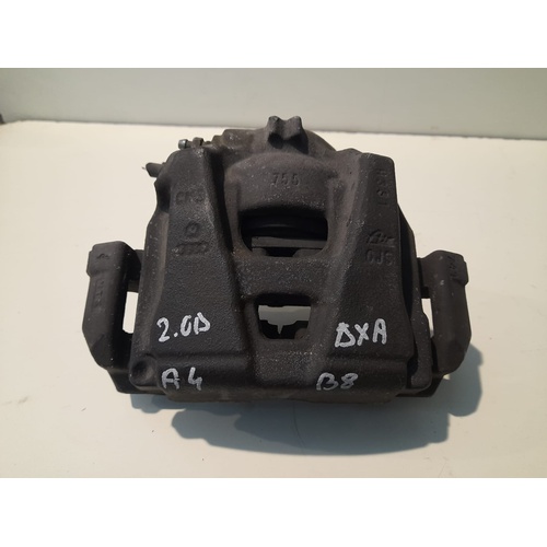 Coppia pinze freni dx e sx anteriori AUDI A4 Avant (B8) del 2011 - 2015
