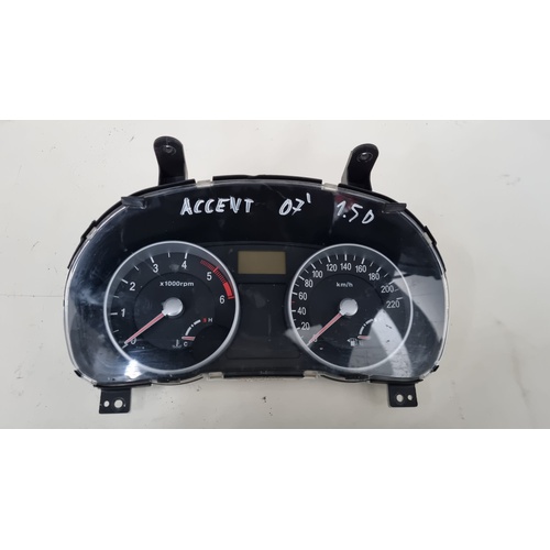 Quadrostrumenti Hyundai Accent del 2007 1.5 Diesel