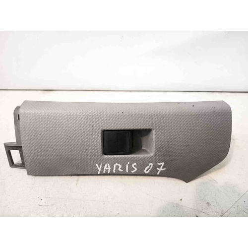 Pulsante alzavetro anteriore dx TOYOTA Yaris Serie (05>08) del 2005 - 2008