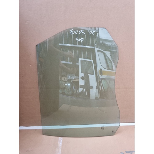 Vetro scendente Posteriore Sinistro FORD Focus Berlina 3° Serie del 2004 - 2008
