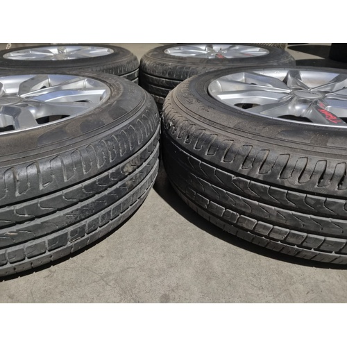 Cerchi in lega VOLKSWAGEN Tiguan Serie del 2016