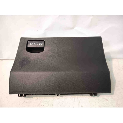 Vano portaoggetti TOYOTA Yaris Serie (05>08) del 2005 - 2008