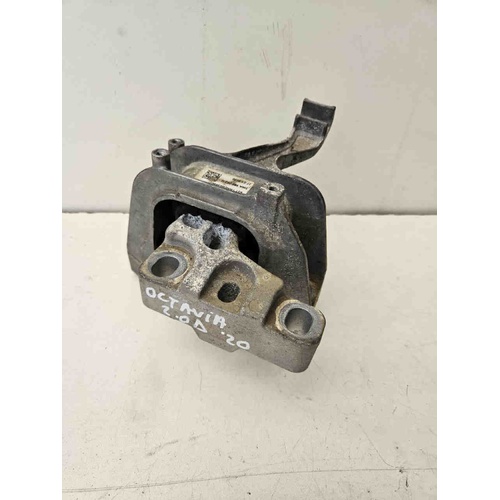 Supporti Motore SKODA Octavia S.Wagon 5° Serie (5E5) (16>20) del 2016 - 2020