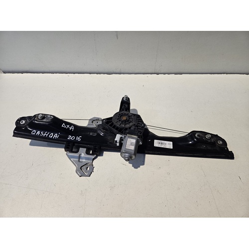 Meccanismo alzavetro Ant. DX NISSAN Qashqai Serie del 2014