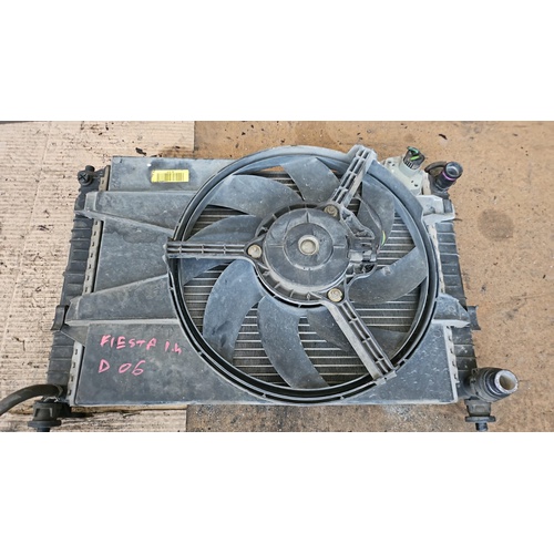Radiatore acqua FORD Fiesta 5° Serie del 2005 - 2008