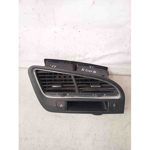 Bocchette Aria Cruscotto PEUGEOT 5008 1° Serie del 2009