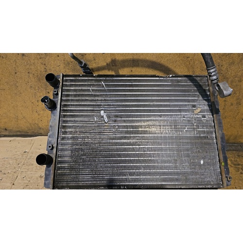 Kit Radiatori VOLKSWAGEN Polo 3° Serie del 1994 - 2001