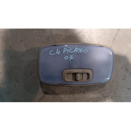 Plafoniera posteriore Citroen C4 Picasso 1.8 D del 2007