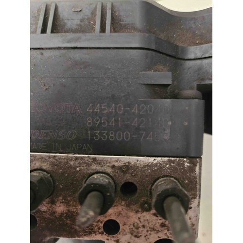 Centralina ABS TOYOTA Rav4 2° Serie del 2000 - 2003
