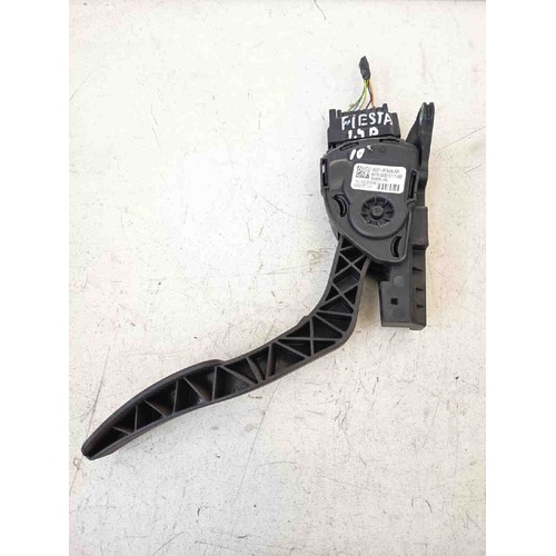 Pedale acceleratore FORD Fiesta 6° Serie del 2008 - 2017