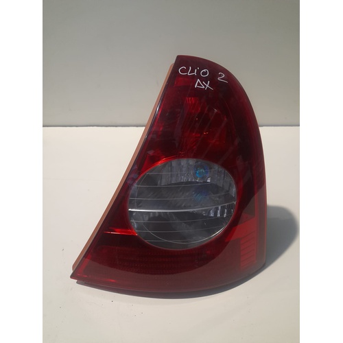 Coppia fanali stop posteriori destro e sinistro RENAULT Clio Serie (01>05) del 2001 - 2005