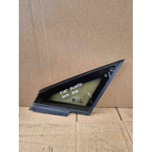 Vetro Fisso Lato Sinistro FIAT Grande Punto 3° Serie del 2012