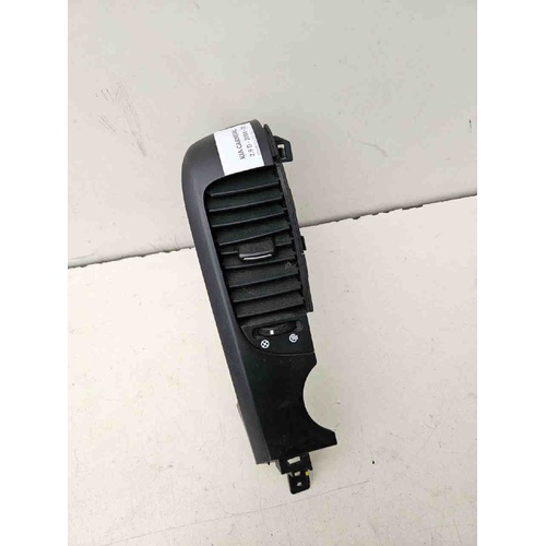 Bocchetta Aria Centrale KIA Carnival 3° Serie del 2007 - 2014