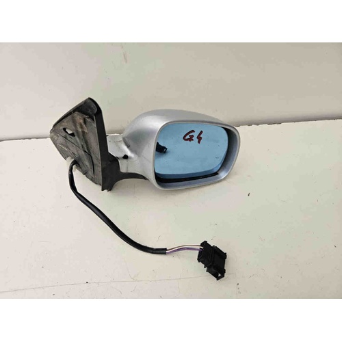 Specchietto Retrovisore Destro VOLKSWAGEN Golf 4 Berlina (97>03) del 1997 - 2003