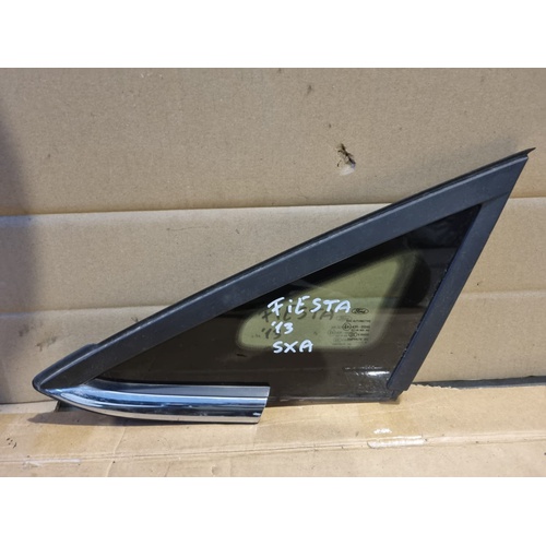 Vetro Fisso Lato Sinistro FORD Fiesta 6° Serie del 2008 - 2017