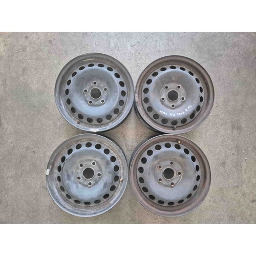 Cerchi in ferro AUDI A4 Avant (8E) (00>04) del 2000 - 2004