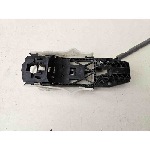 Supporto maniglia Posteriore Sinistra SKODA Fabia S. Wagon 3° Serie del 2015