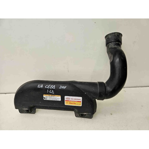 Tubo aspirazione filtro aria KIA Cee'd 1° Serie del 2006 - 2012