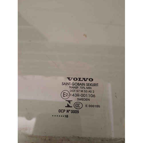 Vetro scendente anteriore destro VOLVO V50 2° Serie del 2007 - 2012