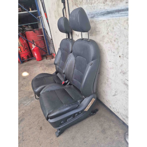 Sedili Anteriori KIA Carens Serie (13>18) del 2013 - 2018