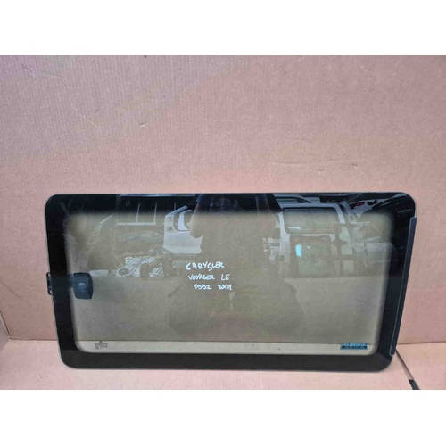 Vetro fisso posteriore DX CHRYSLER Voyager 1° Serie del 1987 - 1996