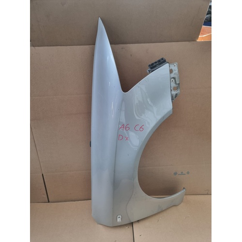Parafango Anteriore Destro AUDI A6 Berlina Serie C6 (4F2) (04>12) del 2004 - 2012