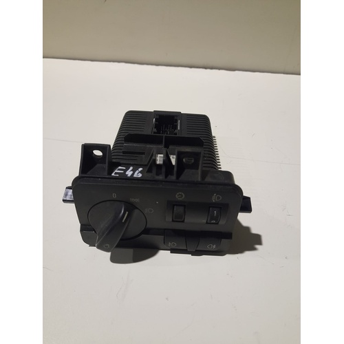 Interruttore comando luci BMW Serie 3 E46 Berlina del 1998 - 2001
