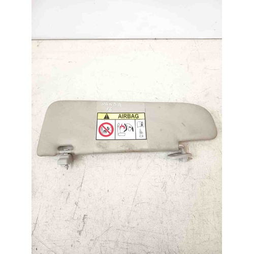 Parasole aletta Lato Passeggero FIAT Panda 3° Serie del 2012