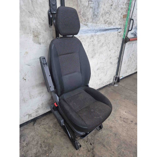 Sedile Anteriore Sinistro FIAT Ducato 6° Serie  del 2017