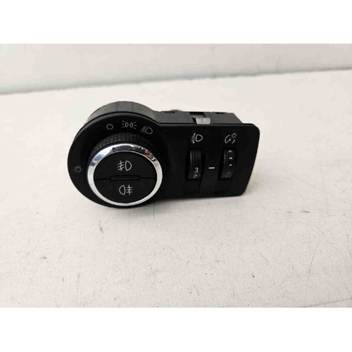 Interruttore comando luci OPEL Astra J 2° Serie del 2011