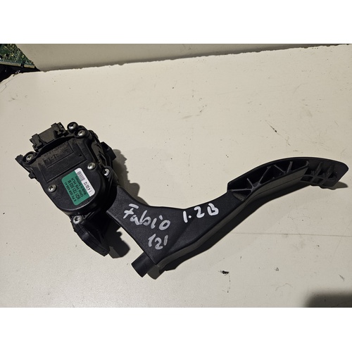 Pedale acceleratore SKODA Fabia Berlina 2° Serie del 2007 - 2014