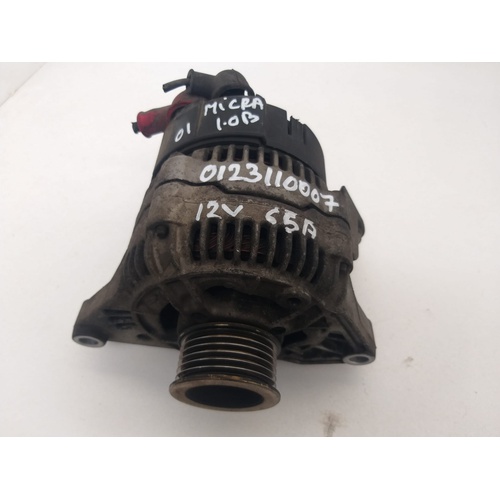 Alternatore Nissan Micra del 2001 1.0 Benzina