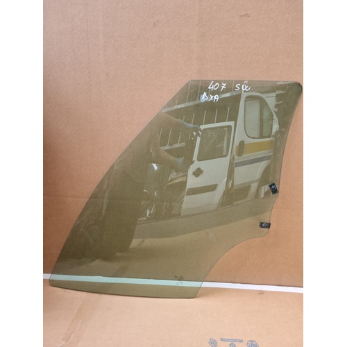 Vetro scendente anteriore destro CHEVROLET Cruze Berlina del 2009