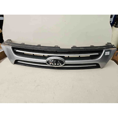 Mascherina anteriore KIA Carnival 3° Serie del 2007 - 2014