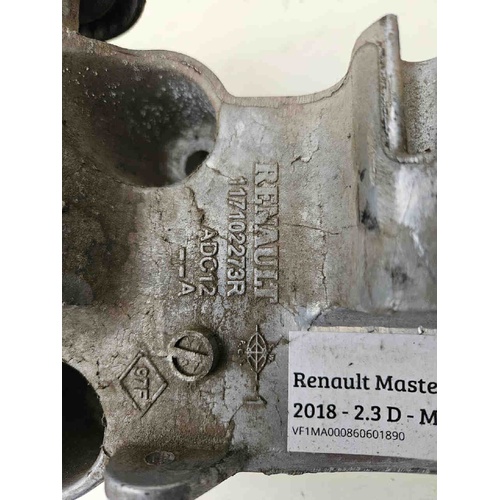 Supporto alternatore RENAULT Master 4° Serie del 2010