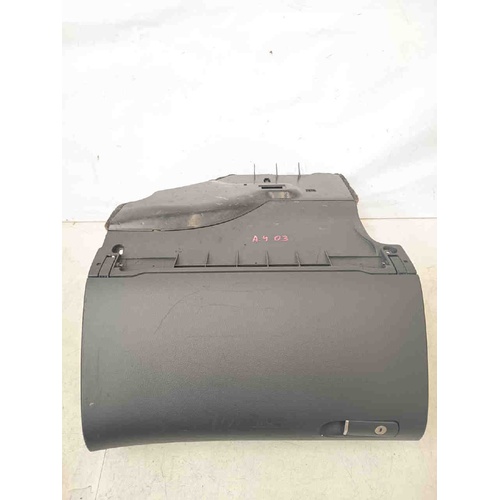 Vano portaoggetti AUDI A4 Avant (8E) (00>04) del 2000 - 2004