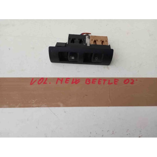 Pulsante apertura sportellino carburante VOLKSWAGEN New Beetle 1° Serie del 1998 - 2010