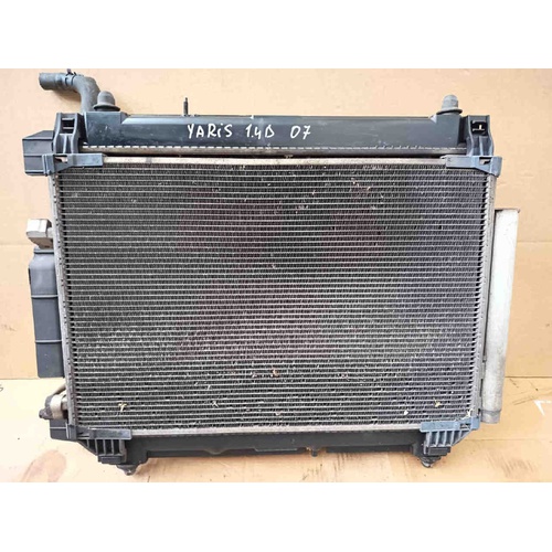 Kit Radiatori TOYOTA Yaris Serie (05>08) del 2005 - 2008