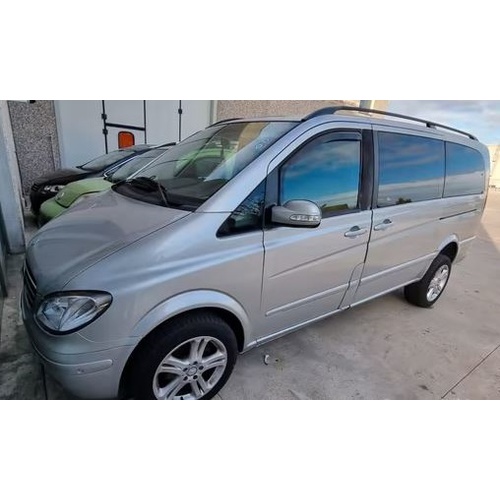 Ricambi usati Mercedes Viano  2.2 D del 2006