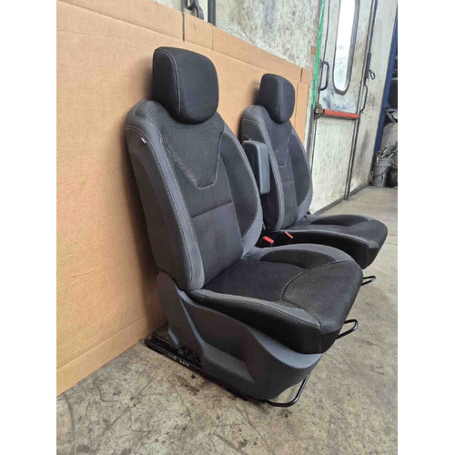 Sedili RENAULT Clio Serie IV (12>19) del 2012 - 2019