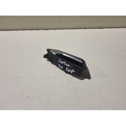 Maniglia interna Posteriore Destra RENAULT Captur Serie (19>) del 2019