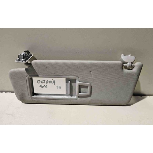 Parasole aletta anteriore SX SKODA Octavia S.Wagon 5° Serie (5E5) (16>20) del 2016 - 2020