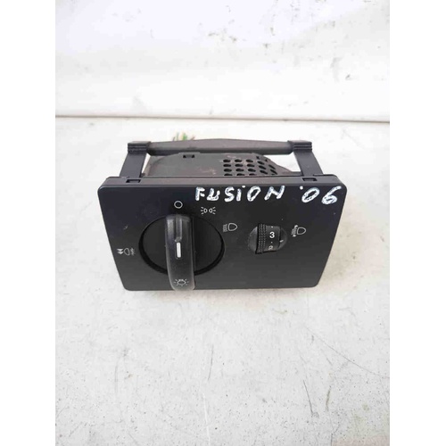 Interruttore comando luci FORD Fusion 2° Serie del 2005 - 2009