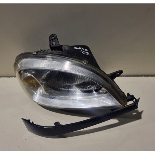 Fanale anteriore dx CITROEN Saxo 2° Serie del 1999 - 2002