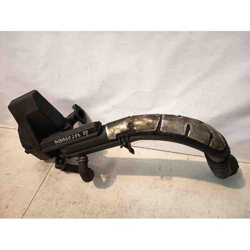 Tubo aspirazione filtro aria FORD Mondeo S. Wagon 6° Serie del 2007 - 2014