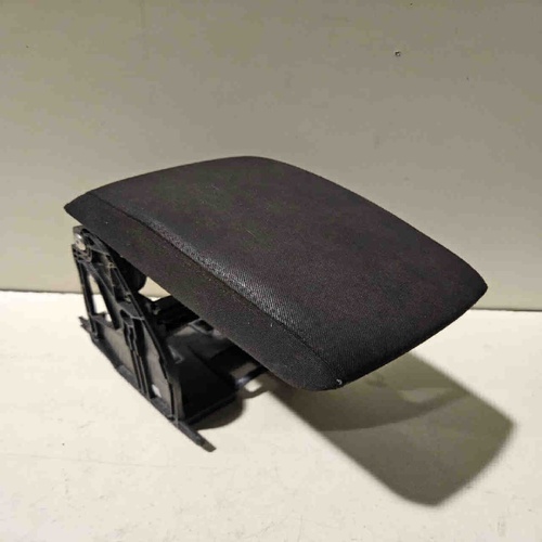 Bracciolo centrale SKODA Octavia S.Wagon 5° Serie (5E5) (16>) del 2016