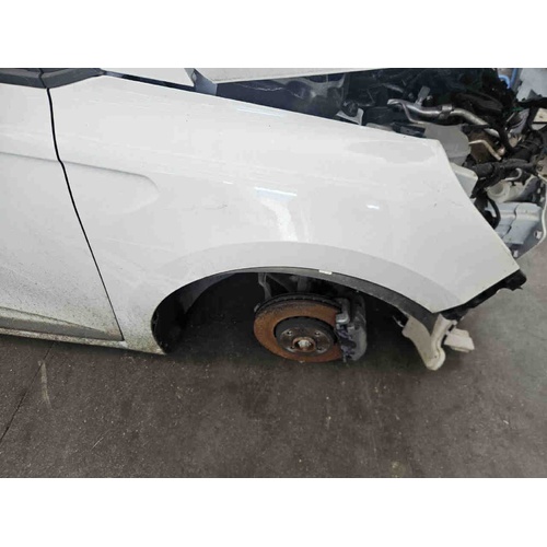 Parafango Anteriore Destro RENAULT CLIO Serie V (19>) del 2019
